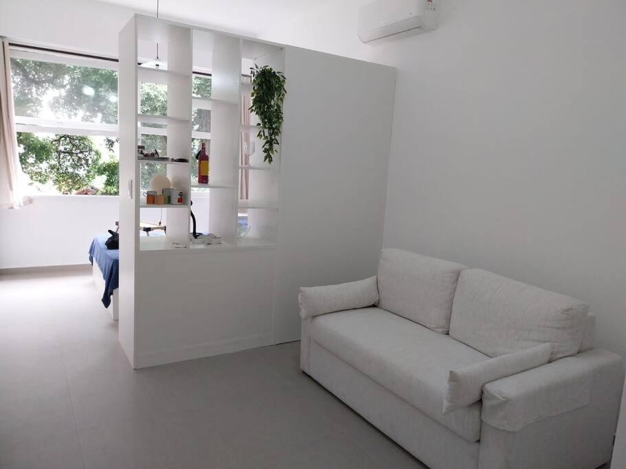 Gloria Apartment